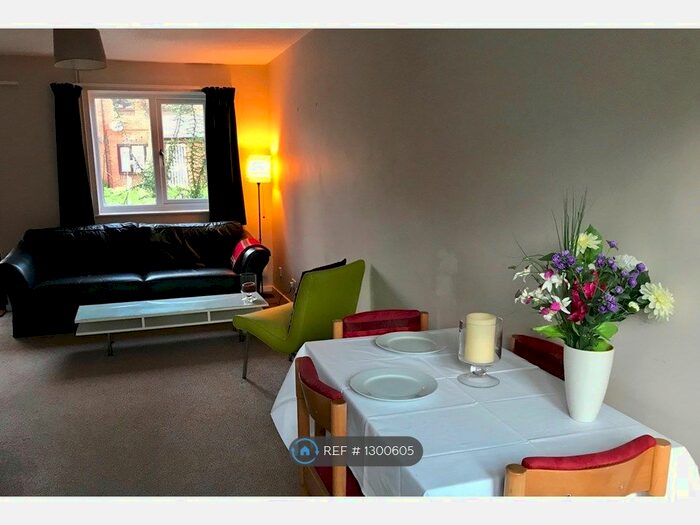 2 Bedroom Terraced House To Rent In Sadler Walk, Oxford OX1