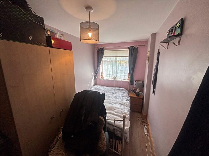 4 Bedroom Detached House For Sale In Waterloo Road, Peterborough, PE1