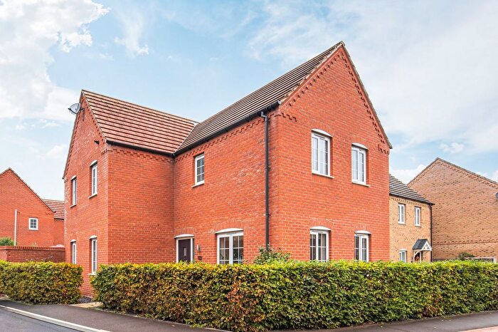 4 Bedroom Detached House For Sale In Pollywiggle Drive, Swaffham, PE37