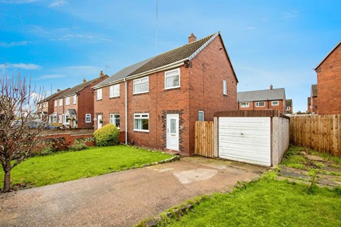 3 Bedroom Semi-Detached House For Sale In Astley Lane, Swillington, Leeds, LS26
