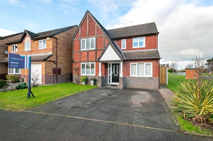 4 Bedroom Detached House For Sale In Dexter Way, Middlewich, CW10