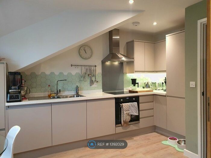 1 Bedroom Flat To Rent In St. Marys Row, Moseley, Birmingham, B13