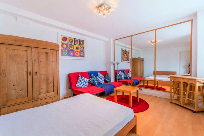 Studio To Rent In Abercorn Place, St John's Wood, London, NW8