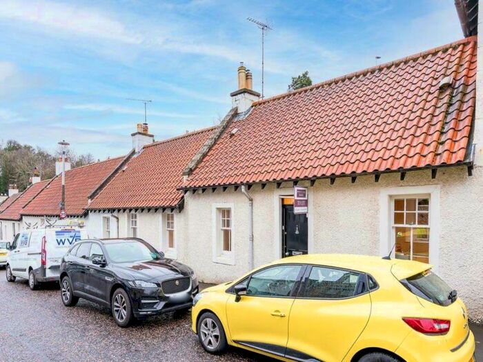 1 Bedroom Flat To Rent In Spylaw Street, Colinton, Edinburgh, EH13