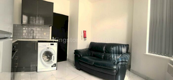 1 Bedroom Apartment To Rent In Mackintosh Place, Roath, Cardiff, CF24