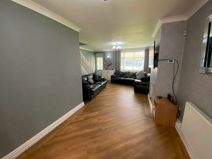 3 Bedroom Terraced House For Sale In North Parkside Walk, West Derby