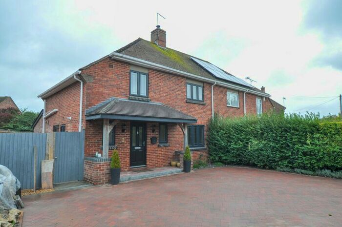 4 Bedroom Detached House To Rent In Churchill Road, Wimborne, BH21