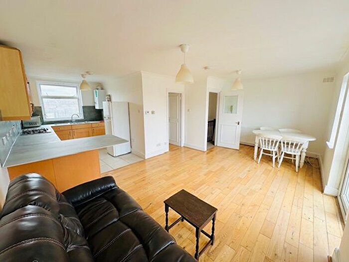 3 Bedroom Maisonette To Rent In Royal College Street, Camden Town, NW1