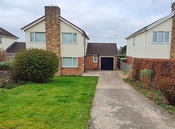 3 Bedroom House To Rent In Bryn Heulog, CH7