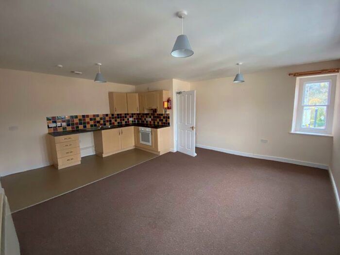 1 Bedroom Flat To Rent In Bridge Street, Usk, NP15