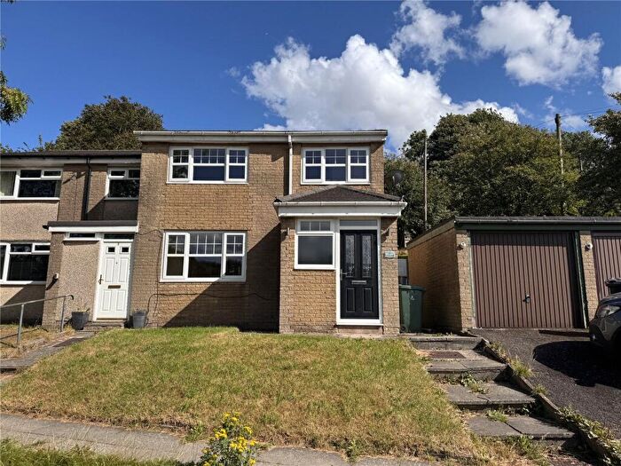 3 Bedroom End Of Terrace House To Rent In Grange Road, Whitworth, Rochdale, OL12