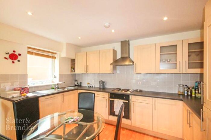 2 Bedroom Apartment To Rent In Musters Road, West Bridgford, Nottingham, NG2