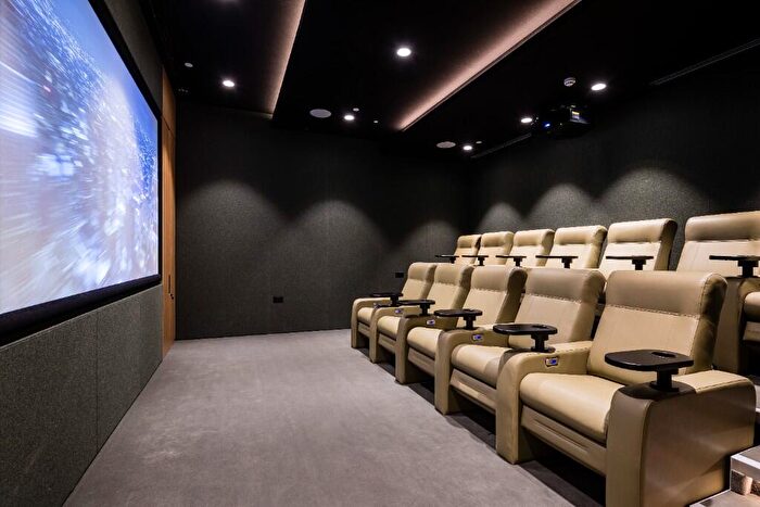 Studio To Rent In Nine Elms Lane, London, SW11