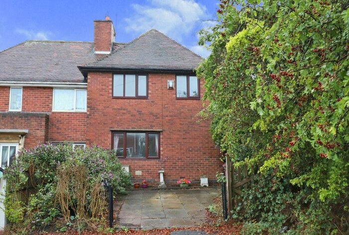 3 Bedroom Semi-Detached House For Sale In Bramley Road, Marsh Lane, Sheffield, S21