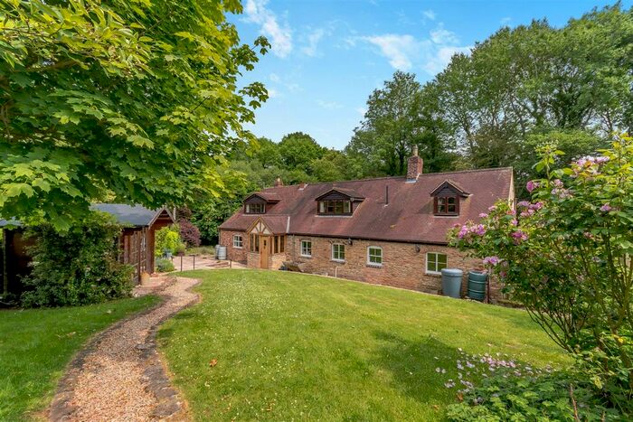 4 Bedroom Cottage For Sale In Mill Lane, Kilcot, Newent, GL18