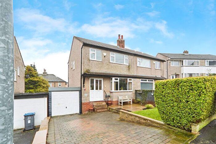 3 Bedroom Semi Detached House For Sale In Nessfield Drive, Keighley, BD22