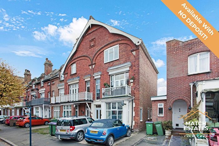 1 Bedroom Flat To Rent In Douglas Avenue, Hythe, Kent, CT21