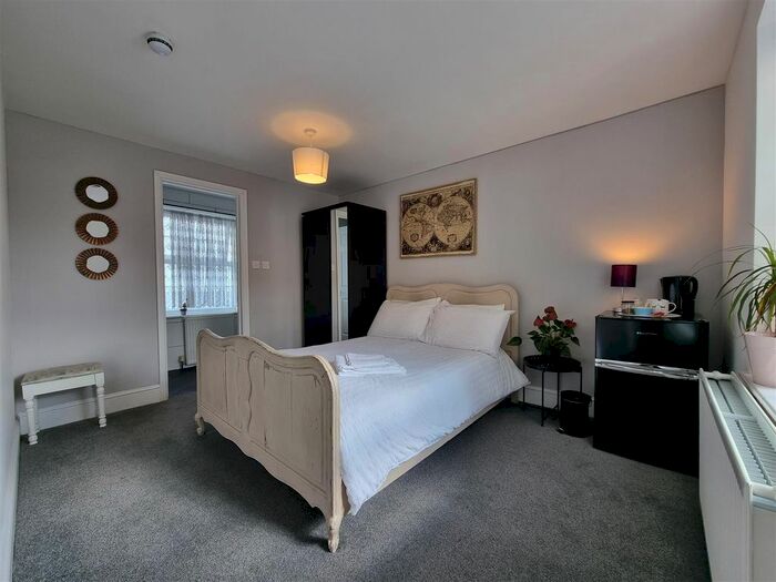 Studio To Rent In Buckingham Street, Aylesbury, HP20