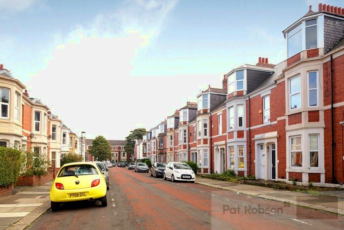 6 Bedroom Property To Rent In Glenthorn Road, West Jesmond, Newcastle Upon Tyne, NE2