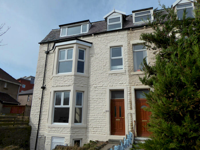 2 Bedroom Flat To Rent In Heysham Road, Heysham, Morecambe, LA3