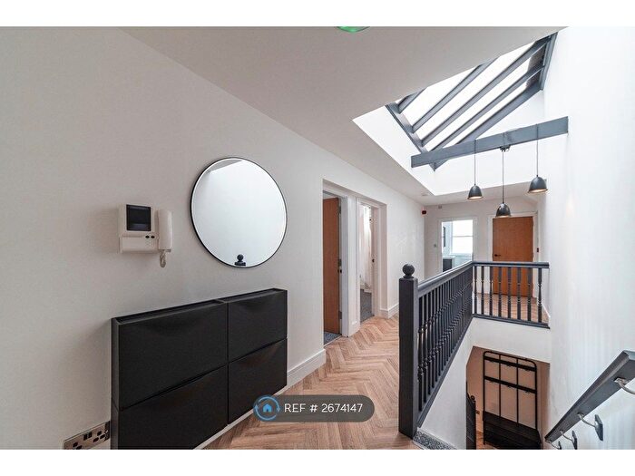 3 Bedroom Flat To Rent In Upper Parliment Street, Nottingham, NG1