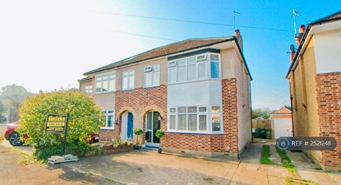 3 Bedroom Semi-Detached House To Rent In Atridge Chase, Billericay, CM12