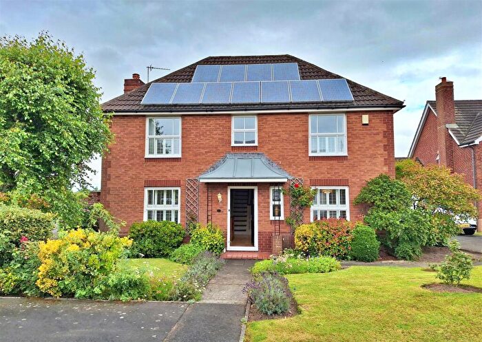 5 Bedroom Detached House For Sale In Pasture Field, Poulton-Le-Fylde, FY6