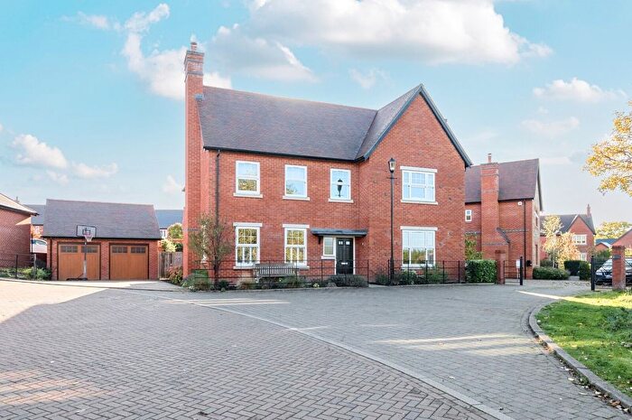 5 Bedroom Detached House For Sale In Oat Close, Rotherfield Greys, Henley-On-Thames, Oxfordshire, RG9