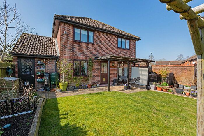 4 Bedroom Detached House For Sale In Saxons Way, Didcot, OX11