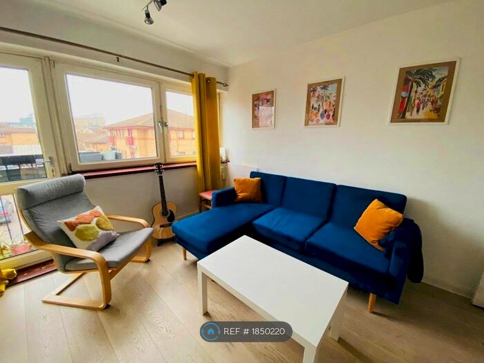 2 Bedroom Flat To Rent In London, London, E2