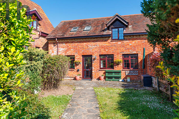 2 Bedroom Cottage For Sale In Cowes, Isle Of Wight, PO31