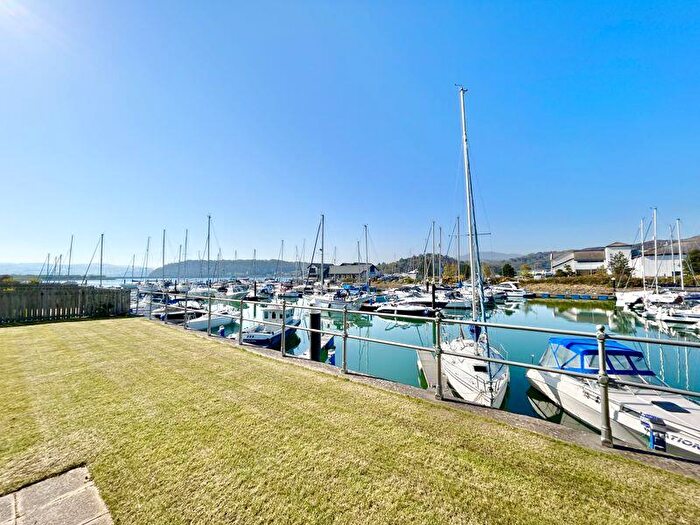 2 Bedroom Apartment For Sale In Deganwy Quay, Deganwy, LL31