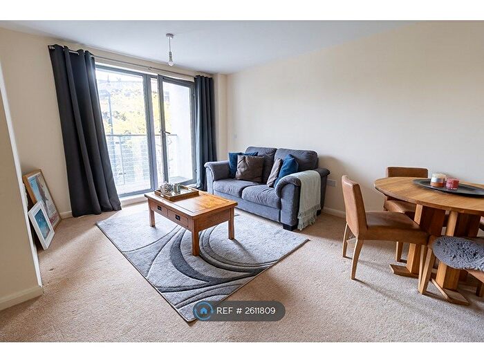 2 Bedroom Flat To Rent In Skyline, Birmingham, B1