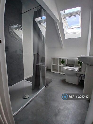 1 Bedroom Flat To Rent In Old School House, Pontyclun, CF72