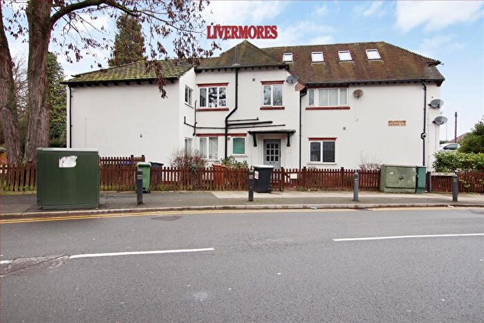 2 Bedroom Flat To Rent In Dartford Road, Bexley, Kent., DA5