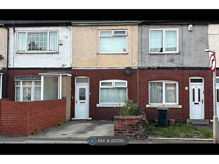 2 Bedroom Terraced House To Rent In Barnsley Road, Gold Thorpe, S63