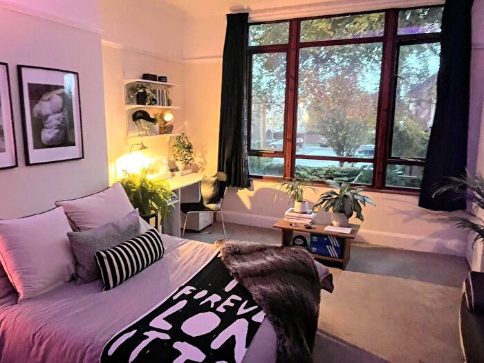 7 Bedroom Semi Detached House To Rent In Old Lansdowne Road, Manchester, Greater Manchester, M20