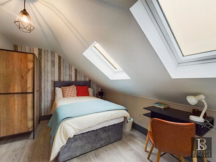 Studio To Rent In Studio, King Edward Street, Slough, SL1