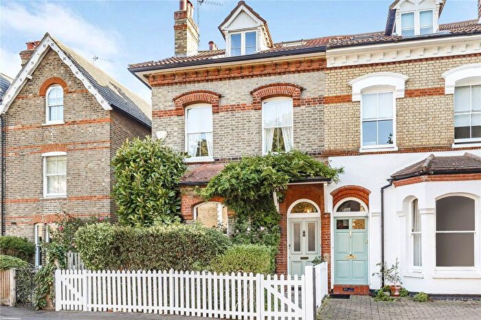 5 Bedroom End Of Terrace House For Sale In Rosemont Road, Richmond, TW10