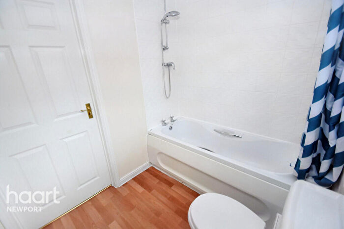 2 Bedroom Apartment To Rent In Golden Mile View, Newport, NP20