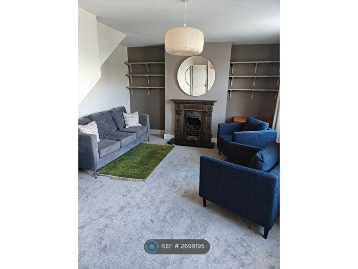 1 Bedroom Flat To Rent In Railton Road, London, SE24