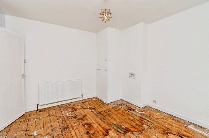 3 Bedroom End Terrace House For Sale In Churchfields Road, Wednesbury, WS10