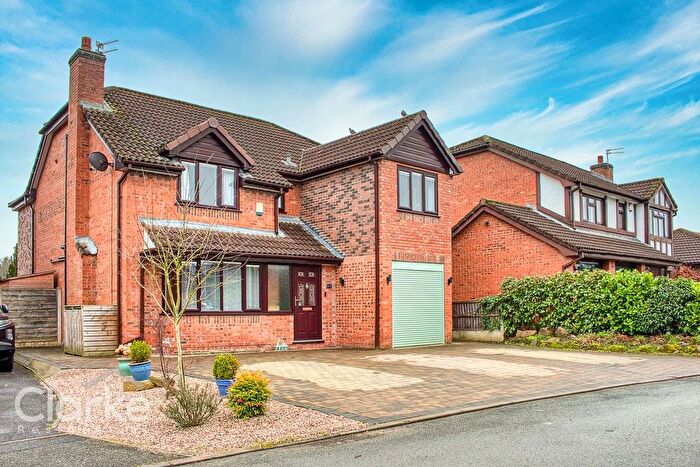 4 Bedroom Detached House For Sale In Mallowdale, Worsley, Manchester, M28