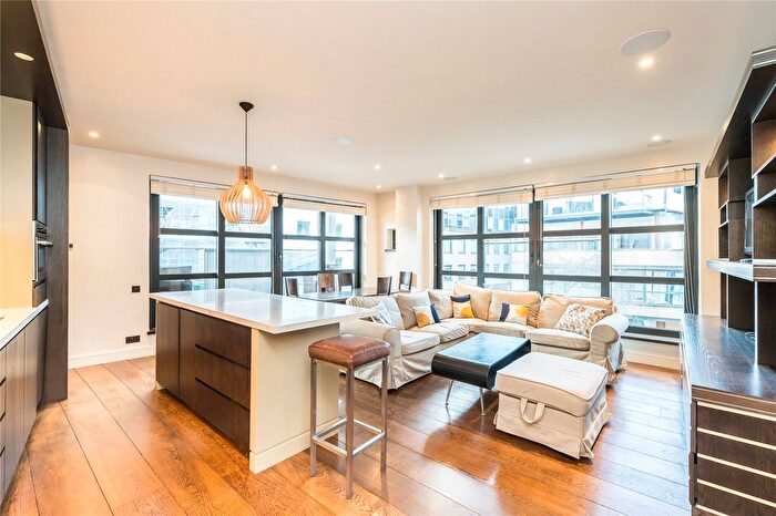 2 Bedroom Flat To Rent In Wandsworth High Street, London, SW18