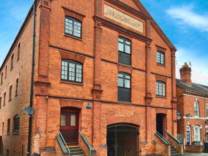 1 Bedroom Flat To Rent In Southfield Street, Worcester, WR1