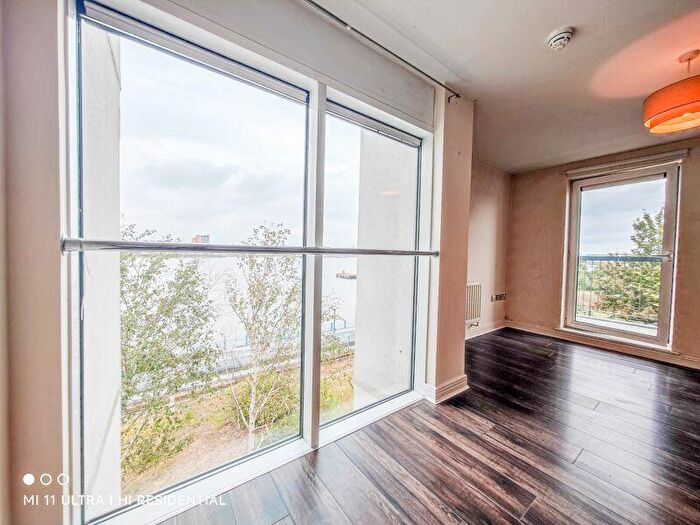 2 Bedroom Apartment To Rent In Granary Mansions, Erebus Drive, West Thamesmead, SE28