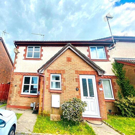 2 Bedroom Property To Rent In Maes Llan, Kenfig Hill, Bridgend, CF33