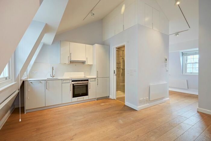 Studio To Rent In Rupert Street, London, W1D