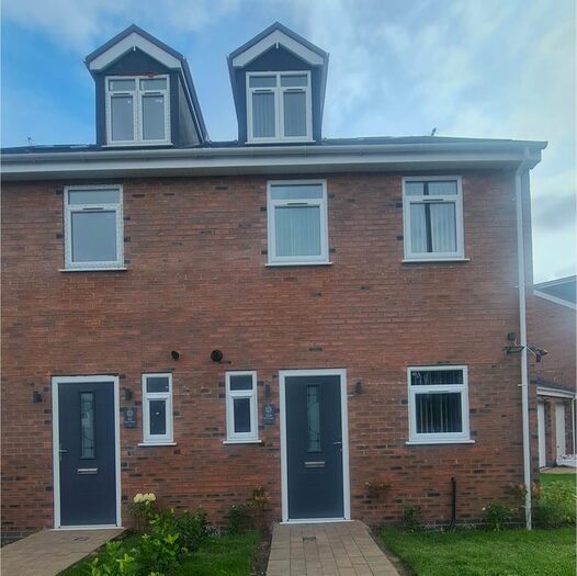 4 Bedroom Semi-Detached House To Rent In Bank Street, Bradley, Bilston, WV14