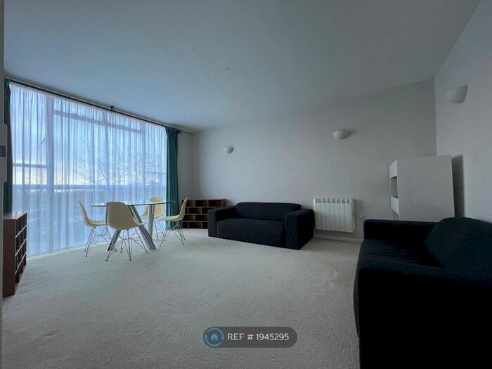 1 Bedroom Flat To Rent In Portinscale Road, London, SW15